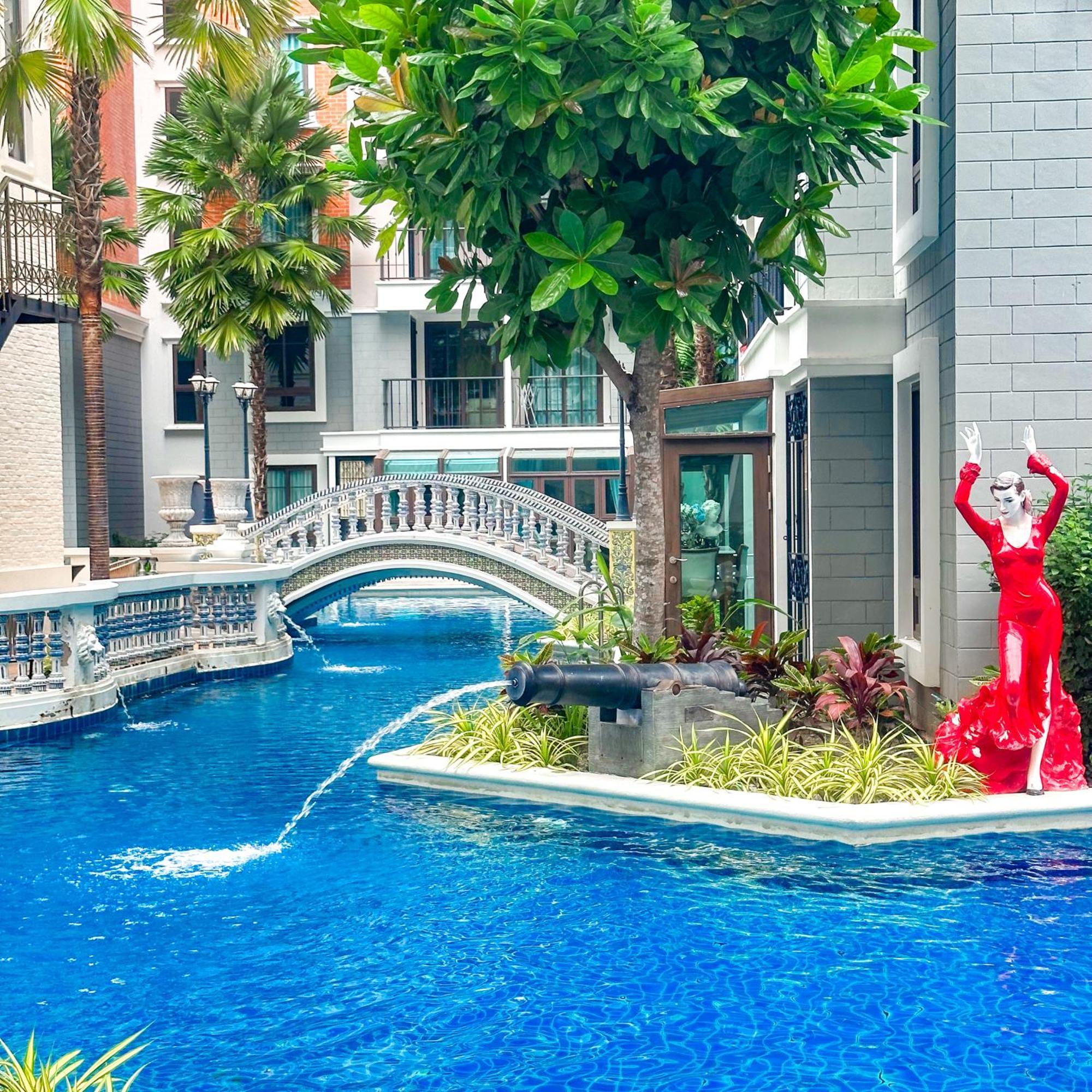 Espana Resort Jomtien Beach Pattaya エクステリア 写真
