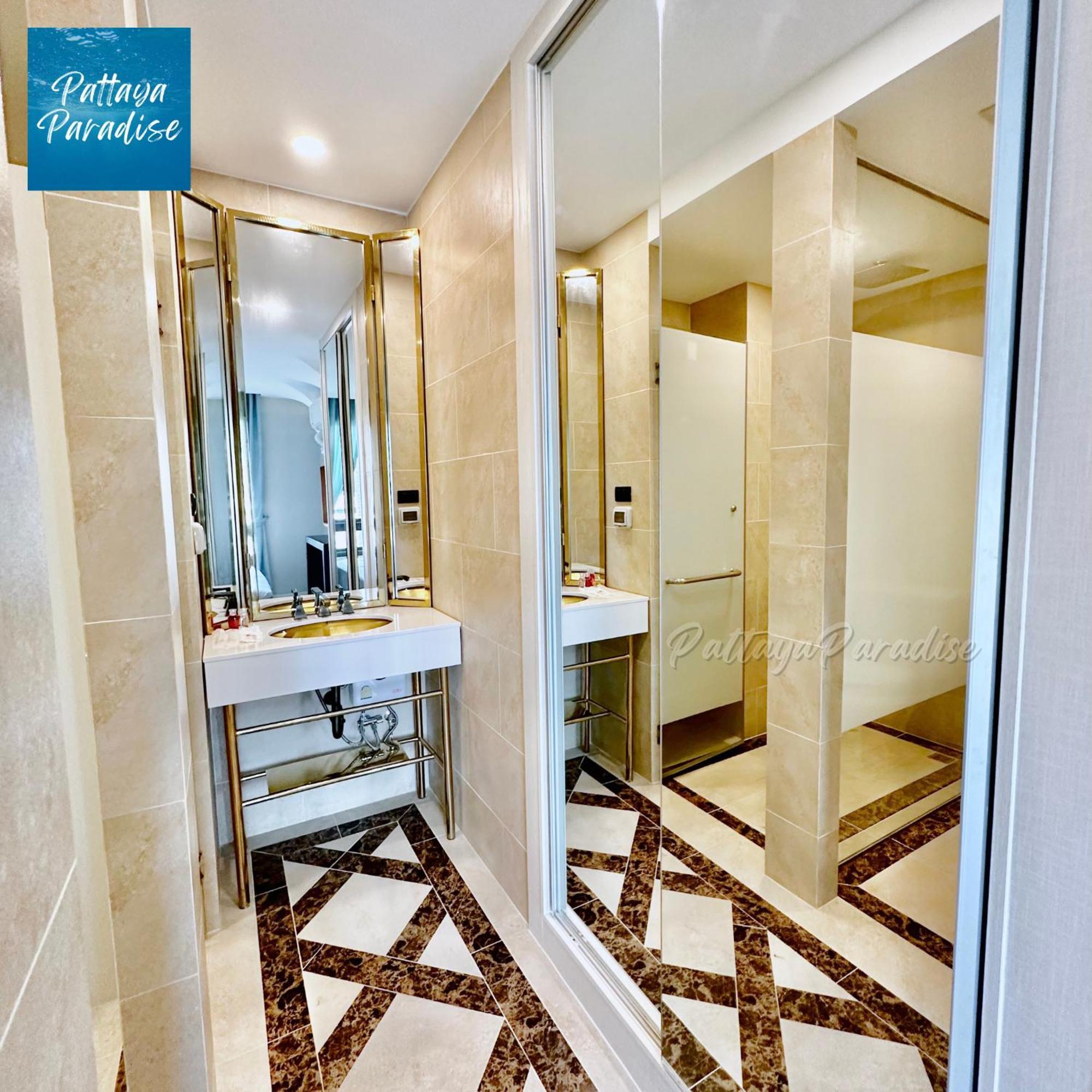 Espana Resort Jomtien Beach Pattaya エクステリア 写真